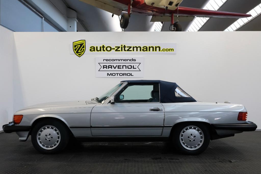 Mercedes-Benz SL 560