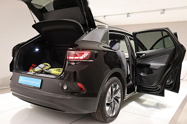 ID.4 Pure 125kW IQ.LIGHT Wärmepumpe Anschlussgar