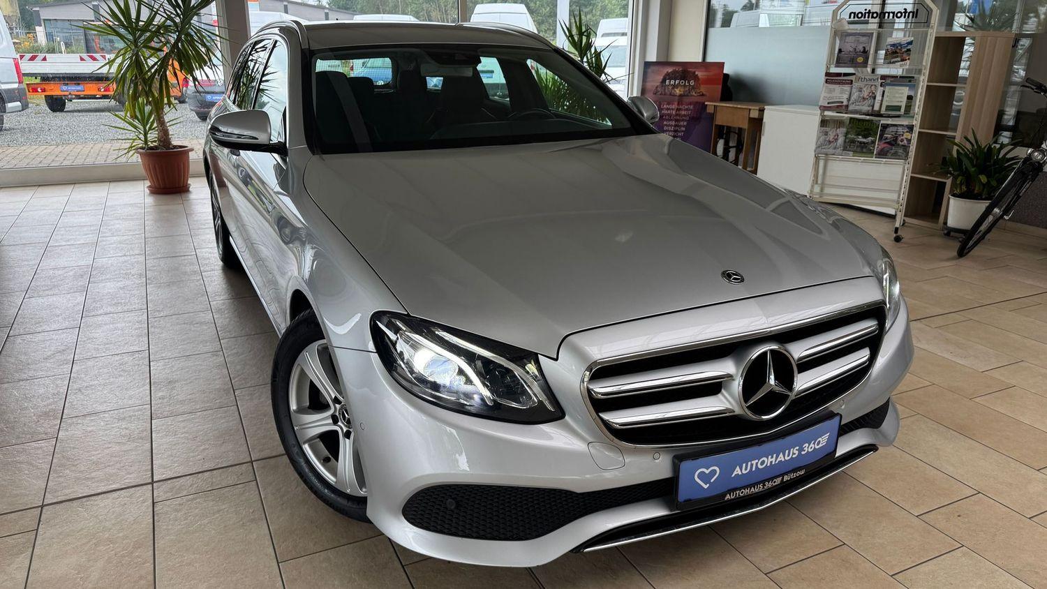 Mercedes-Benz E 220 E 220 d  Avantgarde LED/NAVI/CARPLAY