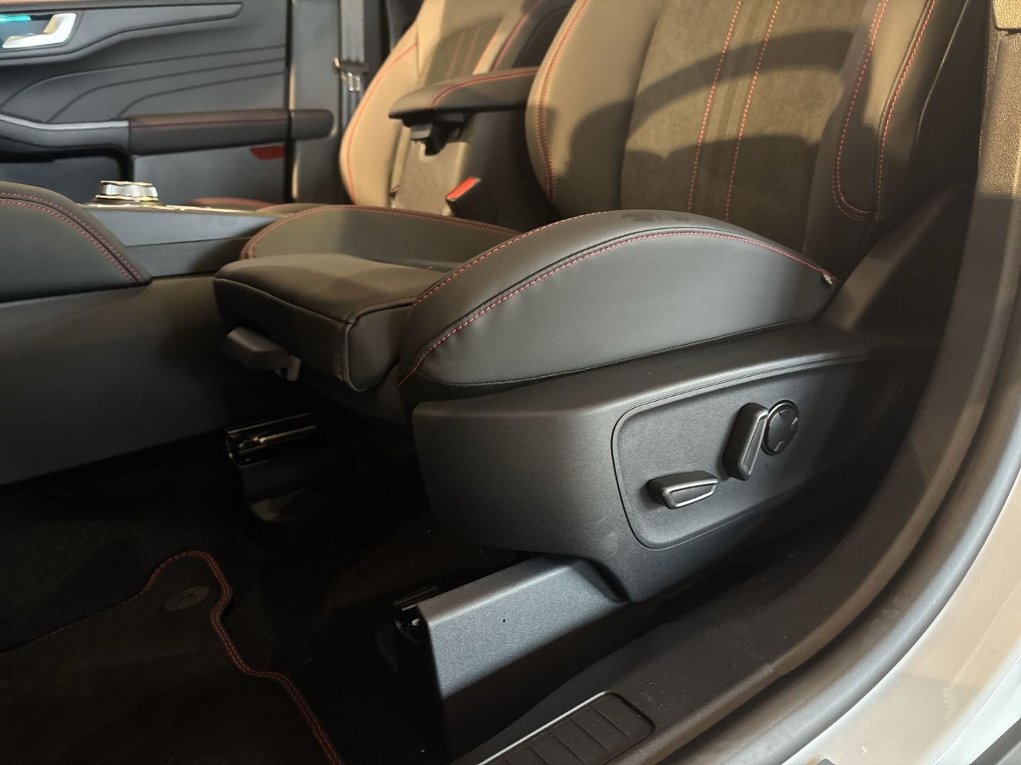 Ford Kuga - Bild 18