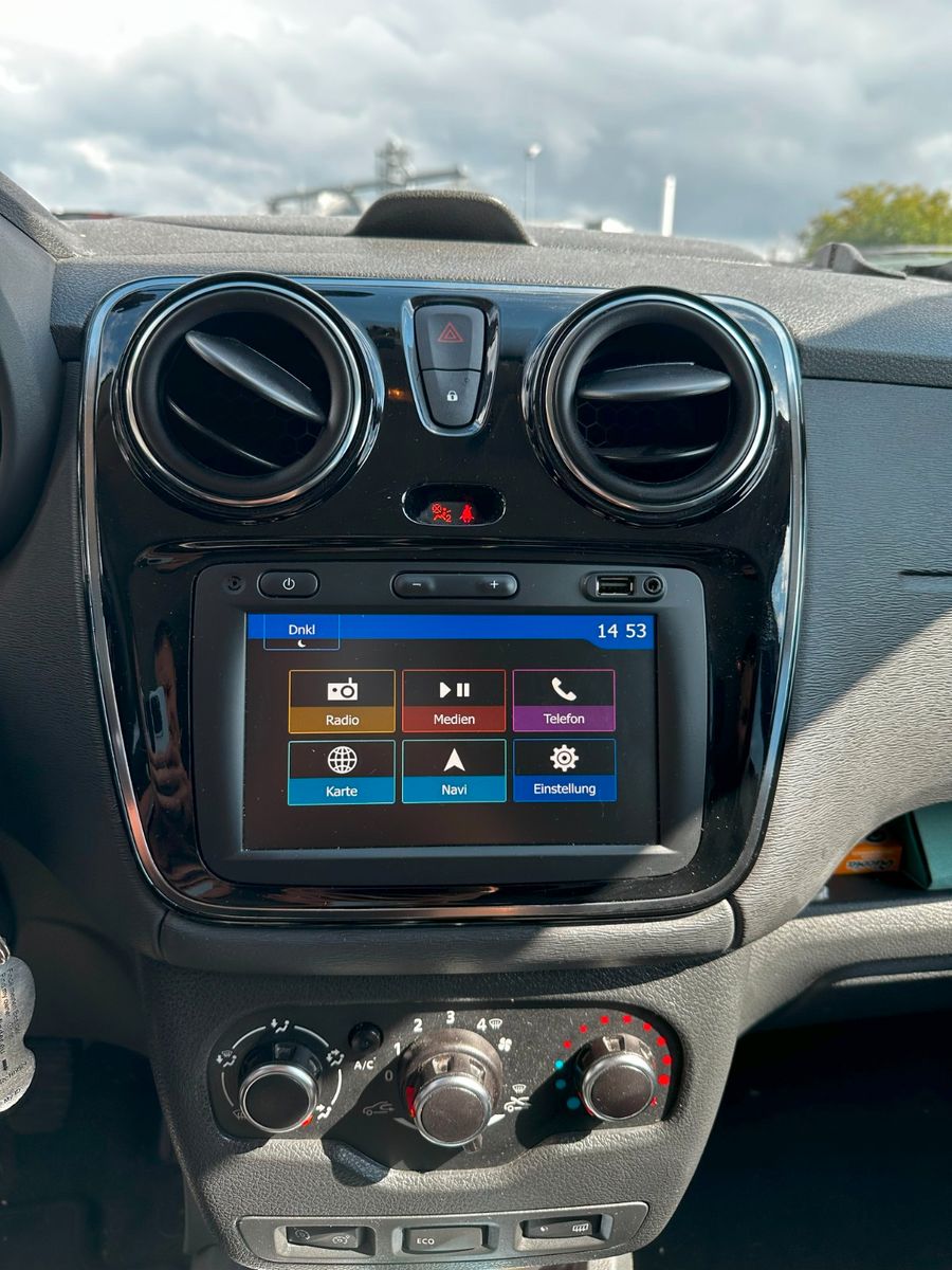 Fahrzeugabbildung Dacia Lodgy Stepway Plus