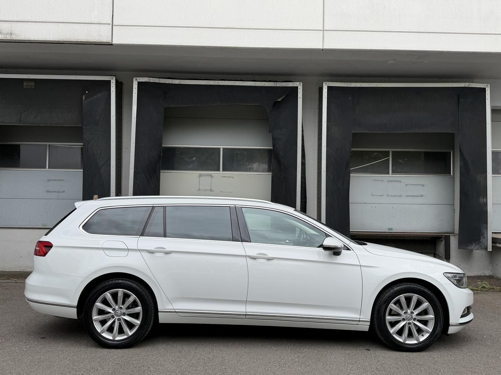 Volkswagen Passat Highline LED ACC Virtual Massage RüKamera