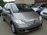 Mercedes-Benz A 150 Elegance Autom 65.472 Kilometer / AHK - Mercedes-Benz A 150 mit Benzin-Antrieb: Automatik