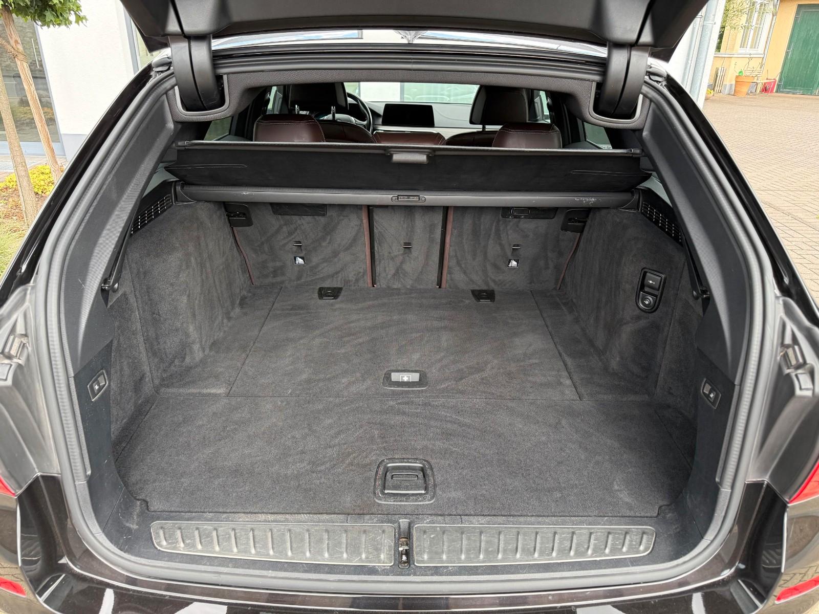 BMW 530d xDrive Touring A -