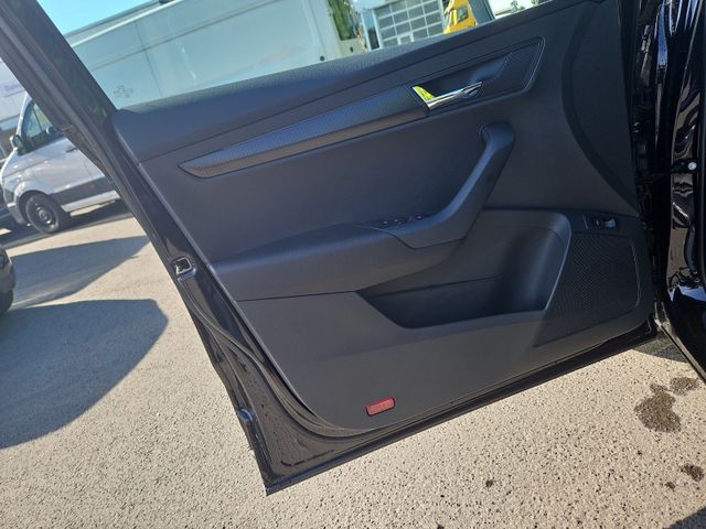 Karoq 1.5l TSI ACT DSG SportLine RFK AHK