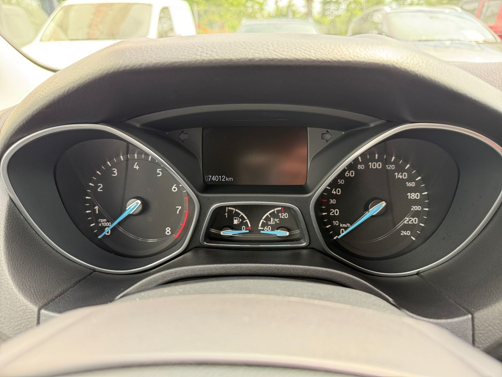 Fahrzeugabbildung Ford Focus 1.0 EcoBoost Titanium NAVI PDC