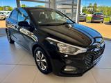 Hyundai i20 Advantage/Navi/R-Kamera/Automatik/1.Hand - Hyundai i20 Advantage mit Benzin-Antrieb