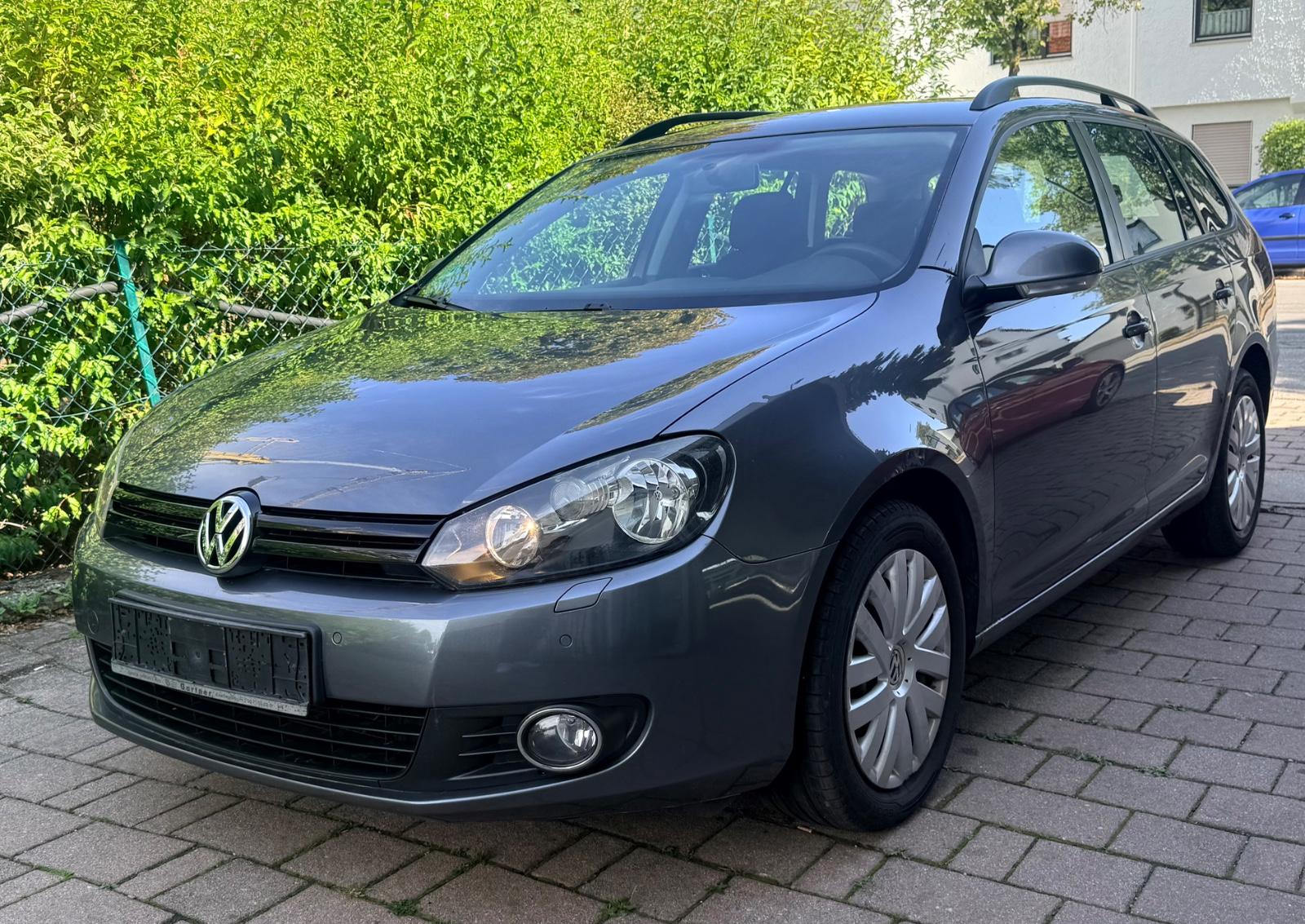 Volkswagen Golf VI Var. 1.6 TDI Trendline/PDC/TÜV AU NEU