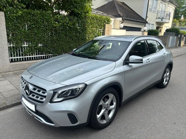 MERCEDES-BENZ GLA 200 / JUNGE STERNE Garantie