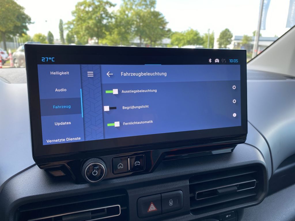 Fahrzeugabbildung Citroën Berlingo M Diesel 130 Automatik MAX XTR*ACC*Wint