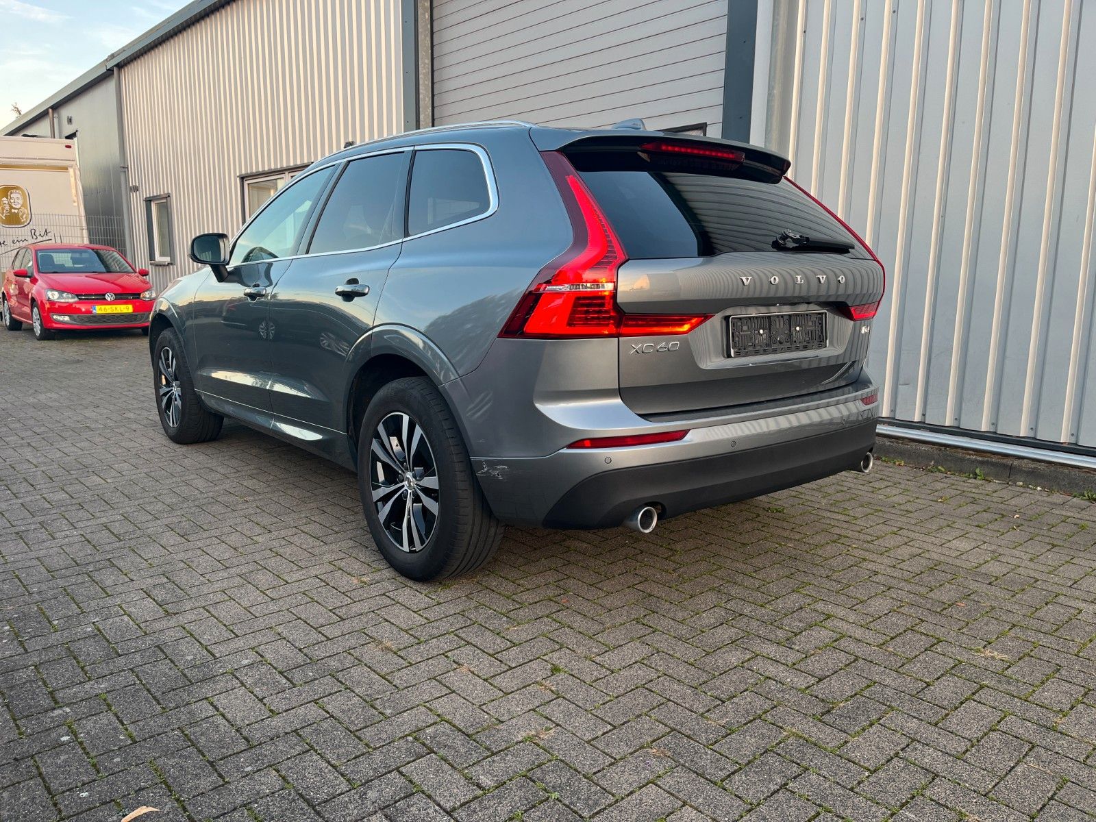Volvo XC60 D4 Momentum Pro Geartronic imagem 3
