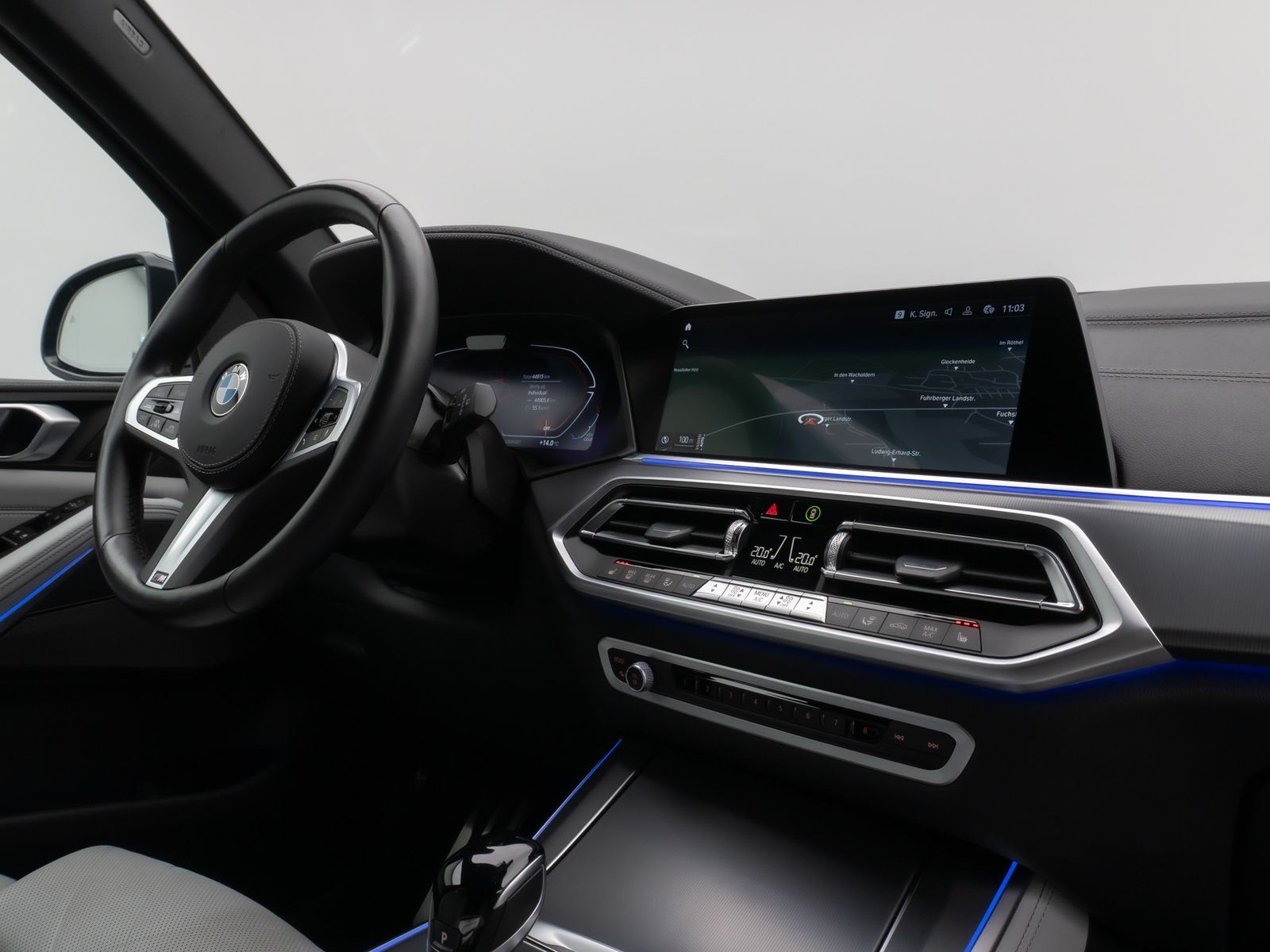 Fahrzeugabbildung BMW X5 xD30d M Sport 360°HUD DAB H/K ACC Komfort 21"