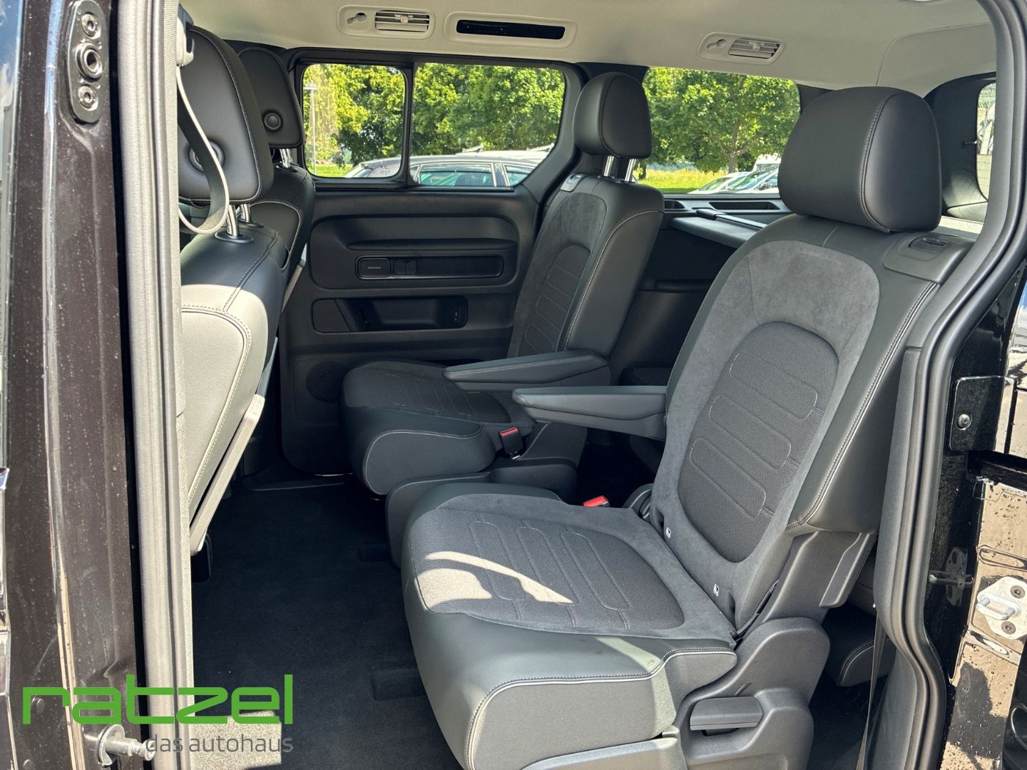 Fahrzeugabbildung Volkswagen ID. Buzz Energy Pro ENERGY kR  AHK+Navi+Travel