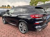 BMW X5 M50d SOFT AHK RFKA ACC HK GESTIK NAVI LED - gebrauchte BMW X5 M50 aus dem Jahr 2020