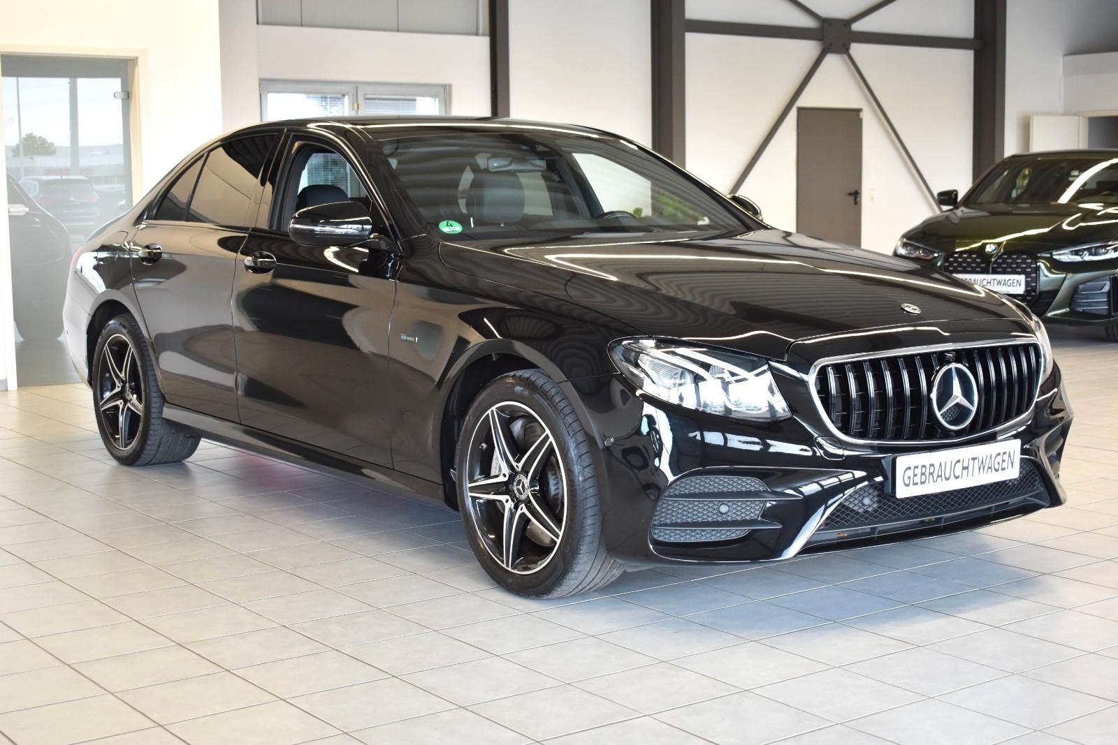Mercedes-Benz E 300 de Lim. AMG-LINE/NIGHT-P./WIDESCREEN/AMBI