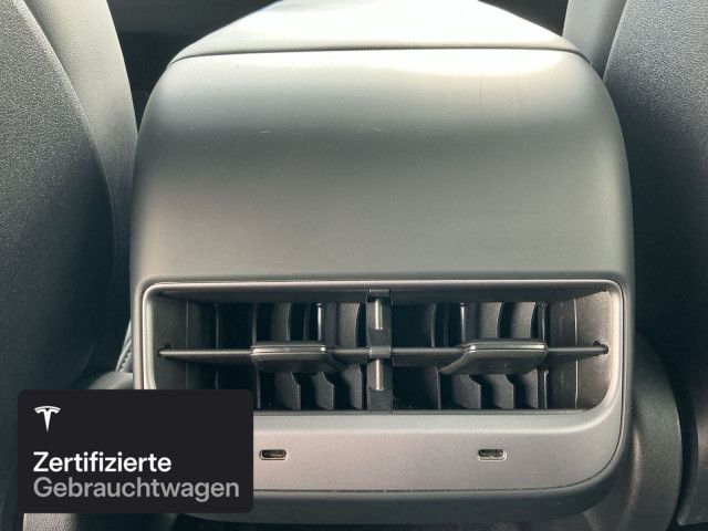 Tesla Model Y Long Range AWD foto 19