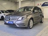 Mercedes-Benz B180 CDI PDC*BT*Sthz*Navi*Klima*El.Spiegel*El.Fe - Mercedes-Benz B-Klasse Gebrauchtwagen in München