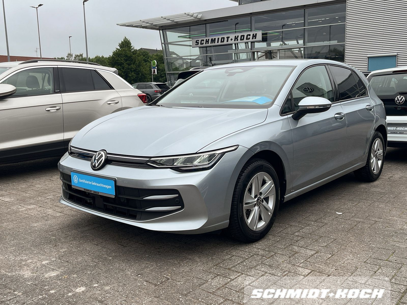 Volkswagen Golf VIII 1.5 eTSI Life DSG LED-Scheinw. PDC DAB foto 2