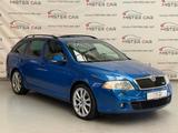 Skoda Octavia Combi RS GLASDACH/XENON/PDC/SHZ/1.HAND - Skoda Octavia aus 2006: Combi