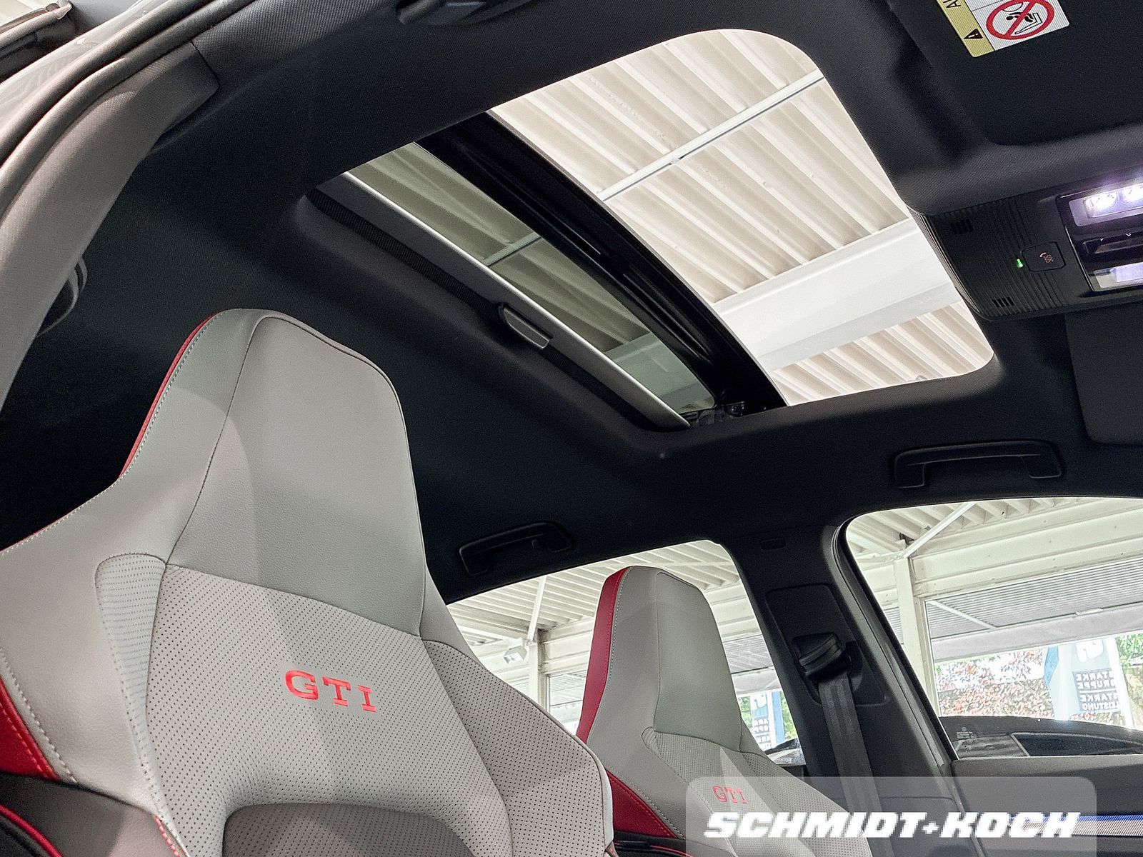 Volkswagen Golf VIII GTI 2.0 TSI OPF DSG Leder Head-up Navi foto 10