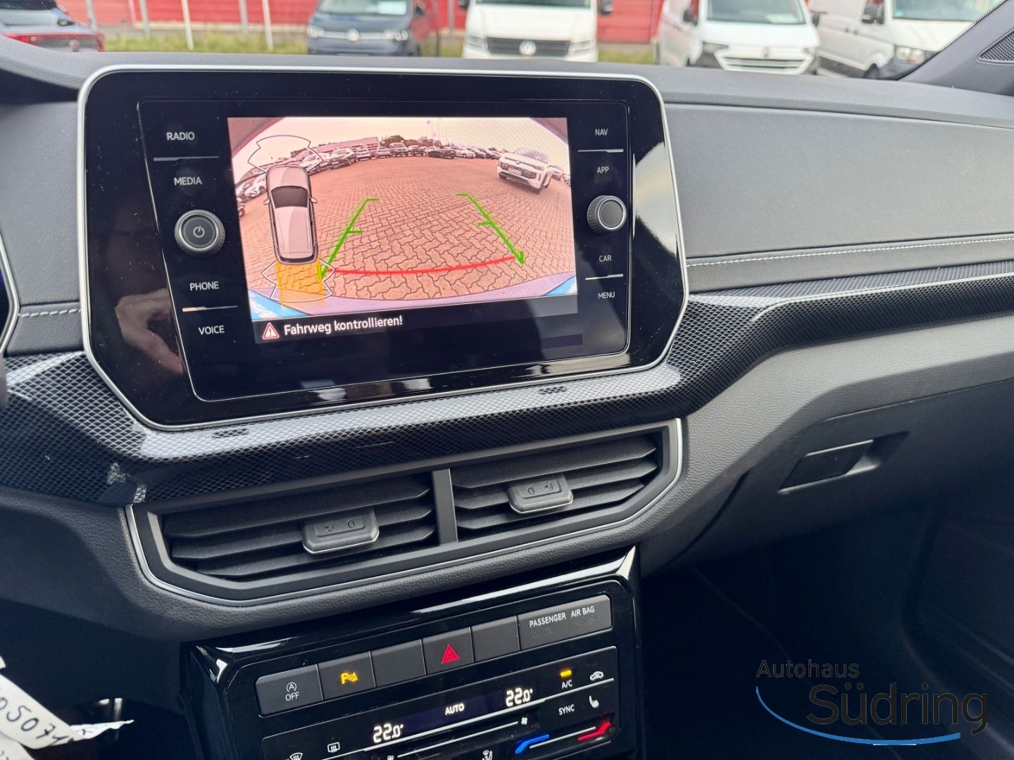 T-Cross R-Line 1.5 TSI DSG AHK Navi IQ.Light