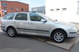 Skoda Octavia Combi Ambiente*AHK*TÜV+SER. NEU//LPG//AC - Skoda Octavia mit LPG-Antrieb: Combi