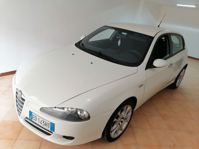 Alfa Romeo 147 1.6 16V GPL TS (105) 5 porte Movi