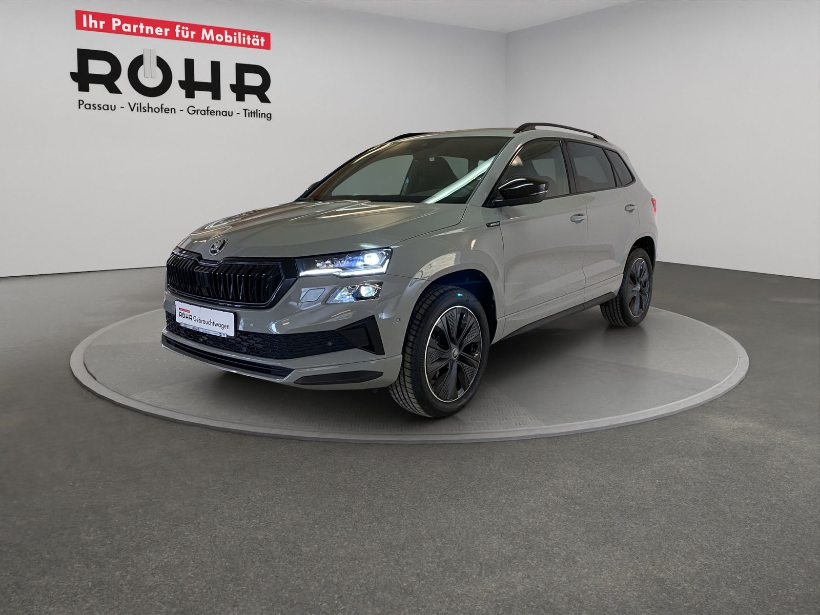 Skoda Karoq Sportline 2.0 TDI DSG 4x4 360 ACC AHK Kam. imagem 2