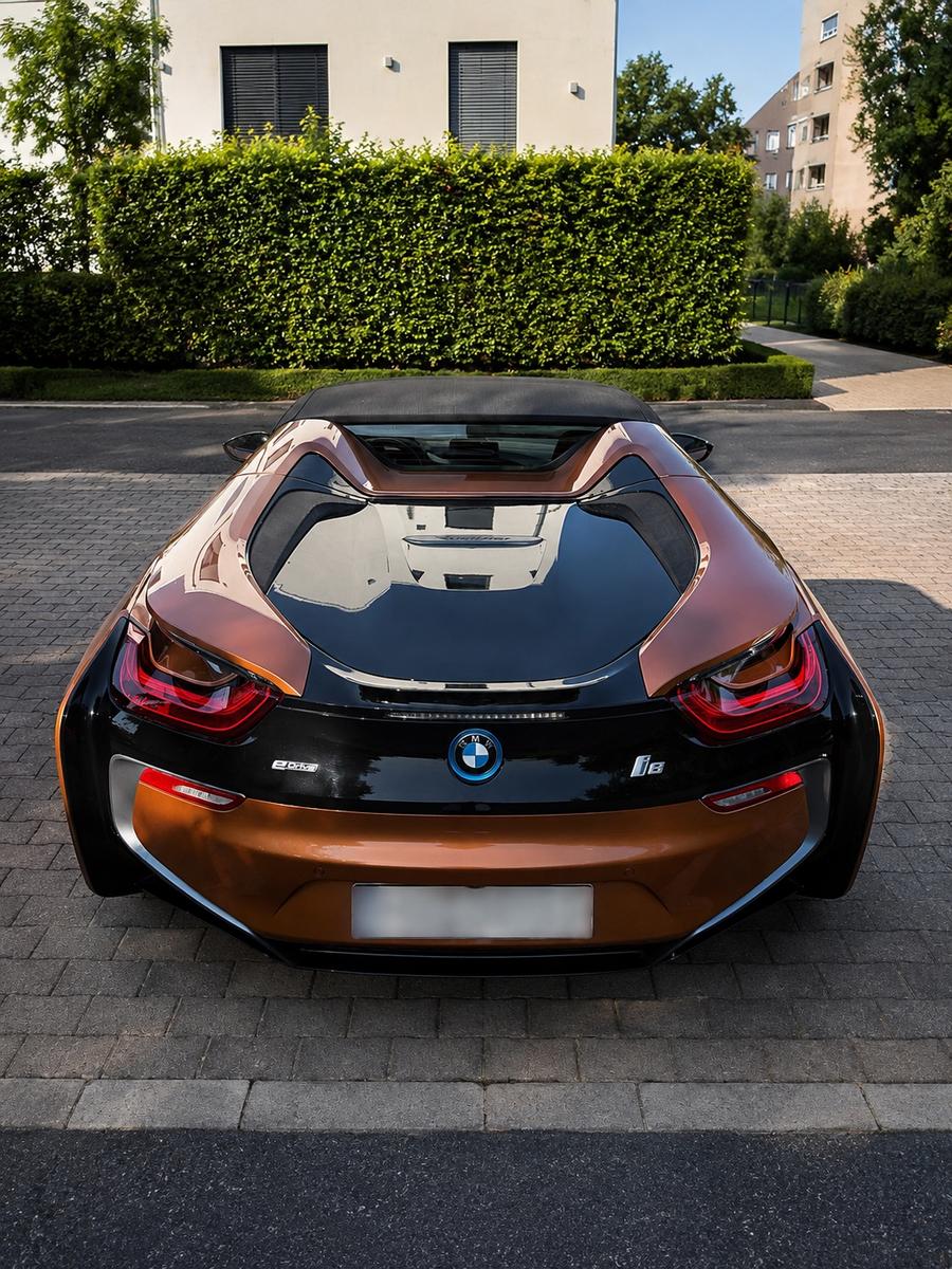 BMW i8 Roadster - Garantie - Laserlicht - H&K -