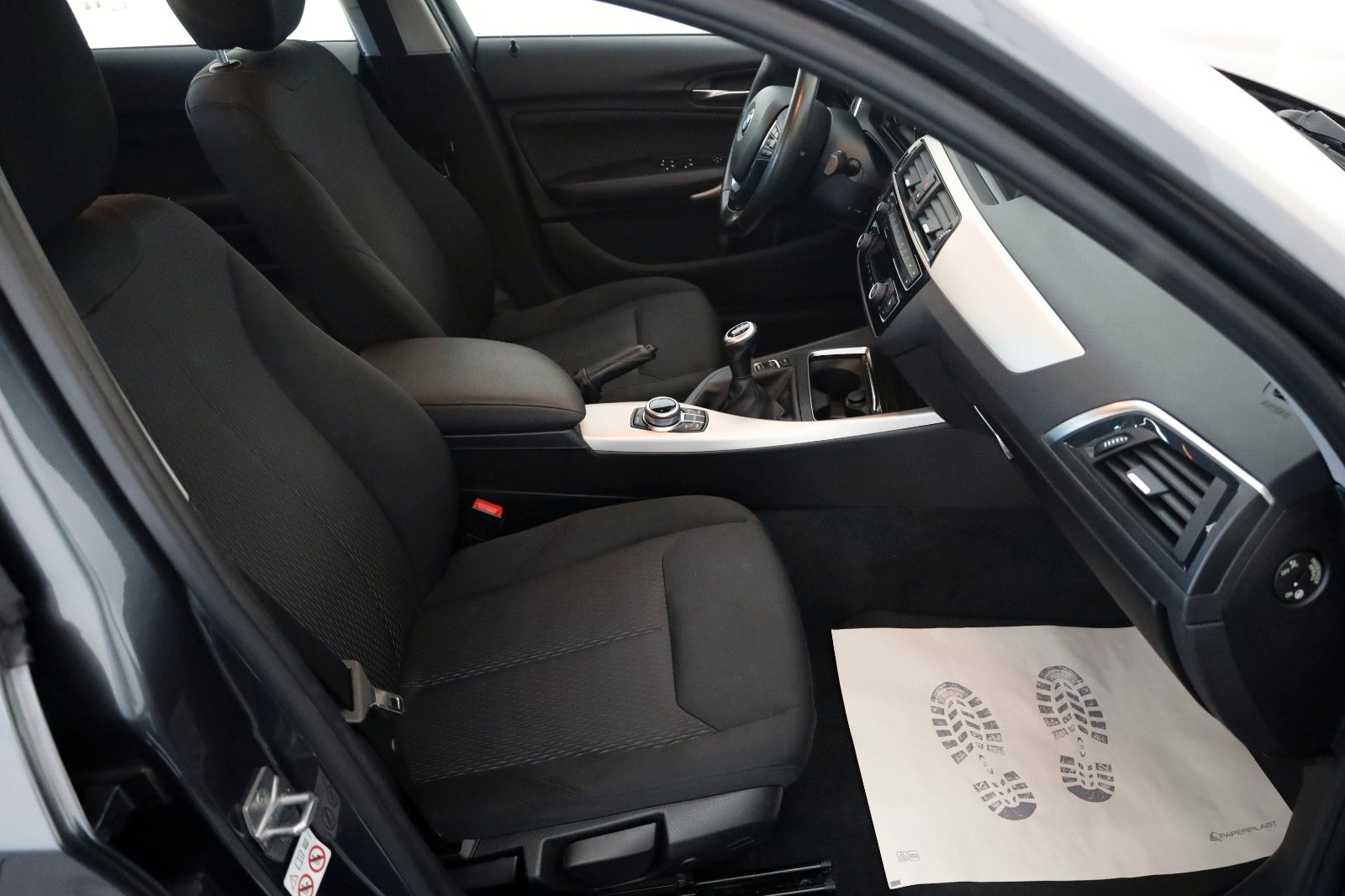 Fahrzeugabbildung BMW 116 d Advantage 5-Türig,Navi,SH,Tempomat,PDC