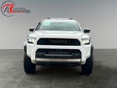 TOYOTA 4-Runner Trailhunter *On Stock*