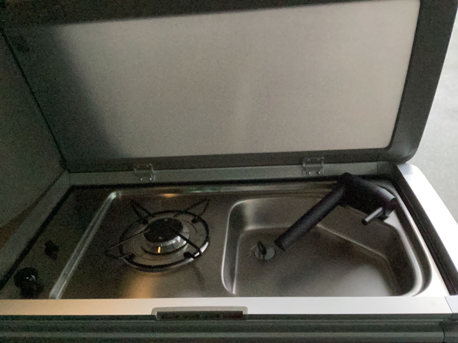Fahrzeugabbildung Volkswagen T7 California Coast 7-DSG AHK NAVI STANDH. RFK