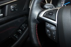 Fahrzeugabbildung Ford S-Max Bi-Turbo ST-Line Automatik 7-Si Top Ausst.