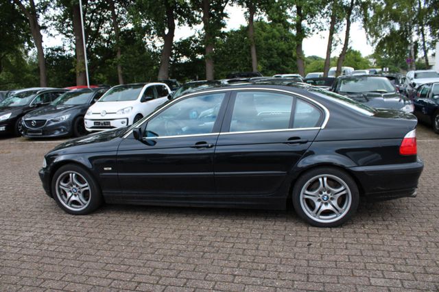 BMW 330i Lim. Schalter Sportsitze Teilleder HiFi