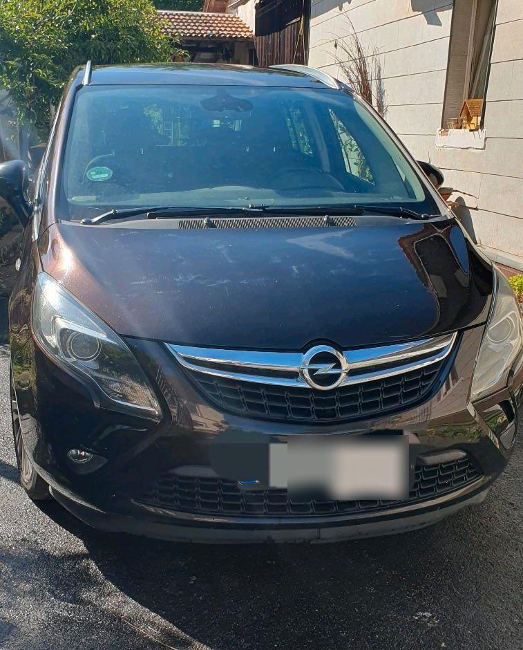 Opel Zafira tourer 2012 — vehicle for AFU Ukraine