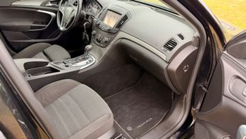 Opel Insignia - 2