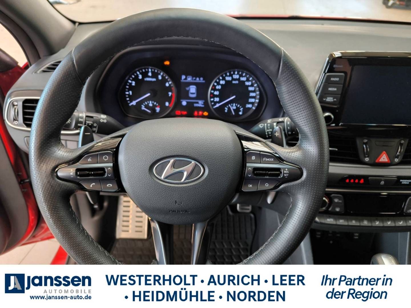 Fahrzeugabbildung Hyundai i30  N LINE Komfort- Paket Navi