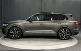 Volkswagen Touareg R-Line 4Motion*Black Style*22Zoll*PANORA - VW Touareg Gebrauchtwagen in Braunschweig