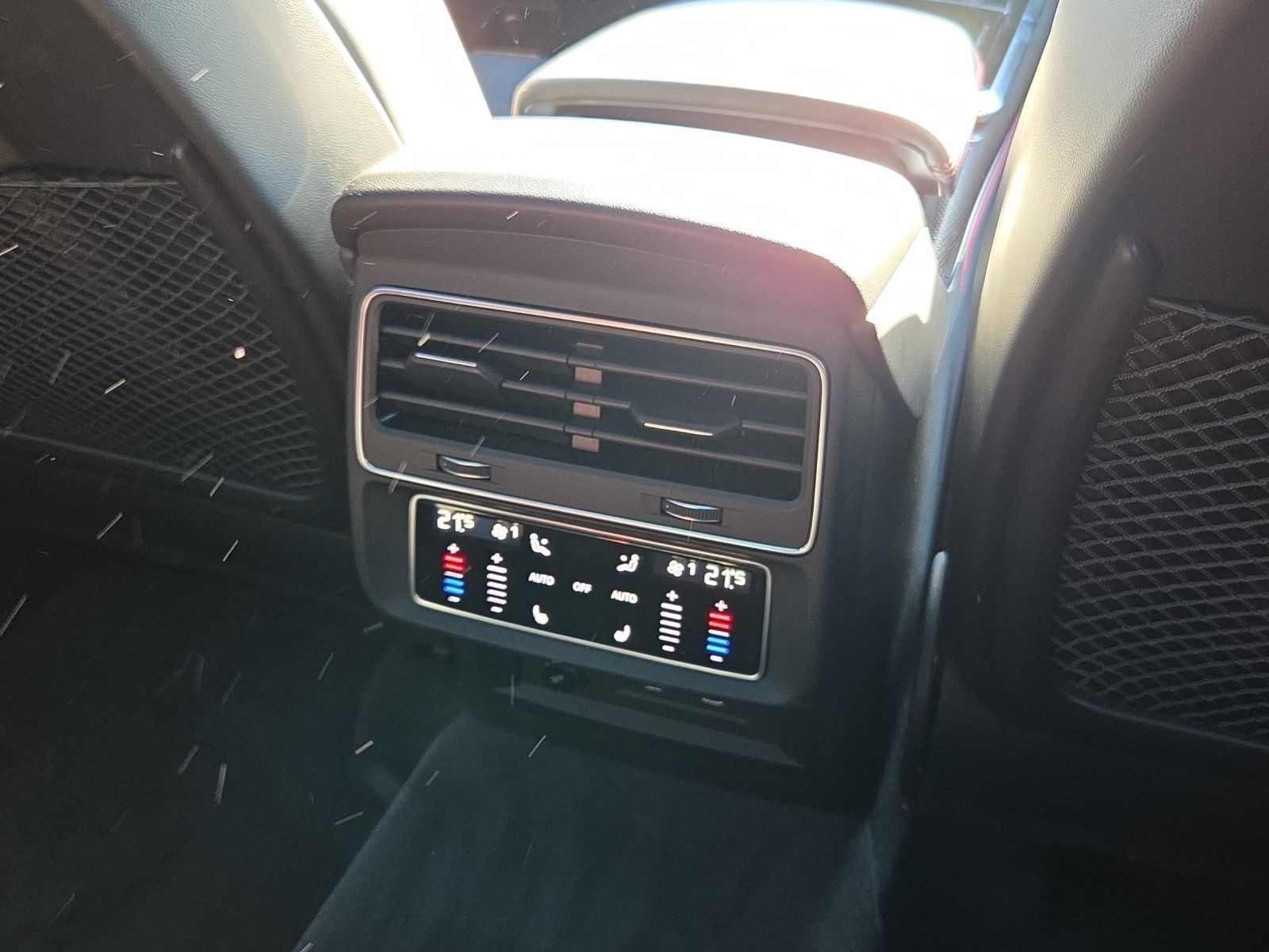 Audi SQ8 - Bild 17