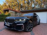 BMW 750i Werksgarantie Bowers&Wilkins  gepflegt 