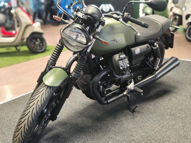 Moto Guzzi V7 IV STONE E5 VERDE CAMO