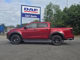 Isuzu D-Max V-Cross im Vorlauf 25er Modell - rote Isuzu D-Max