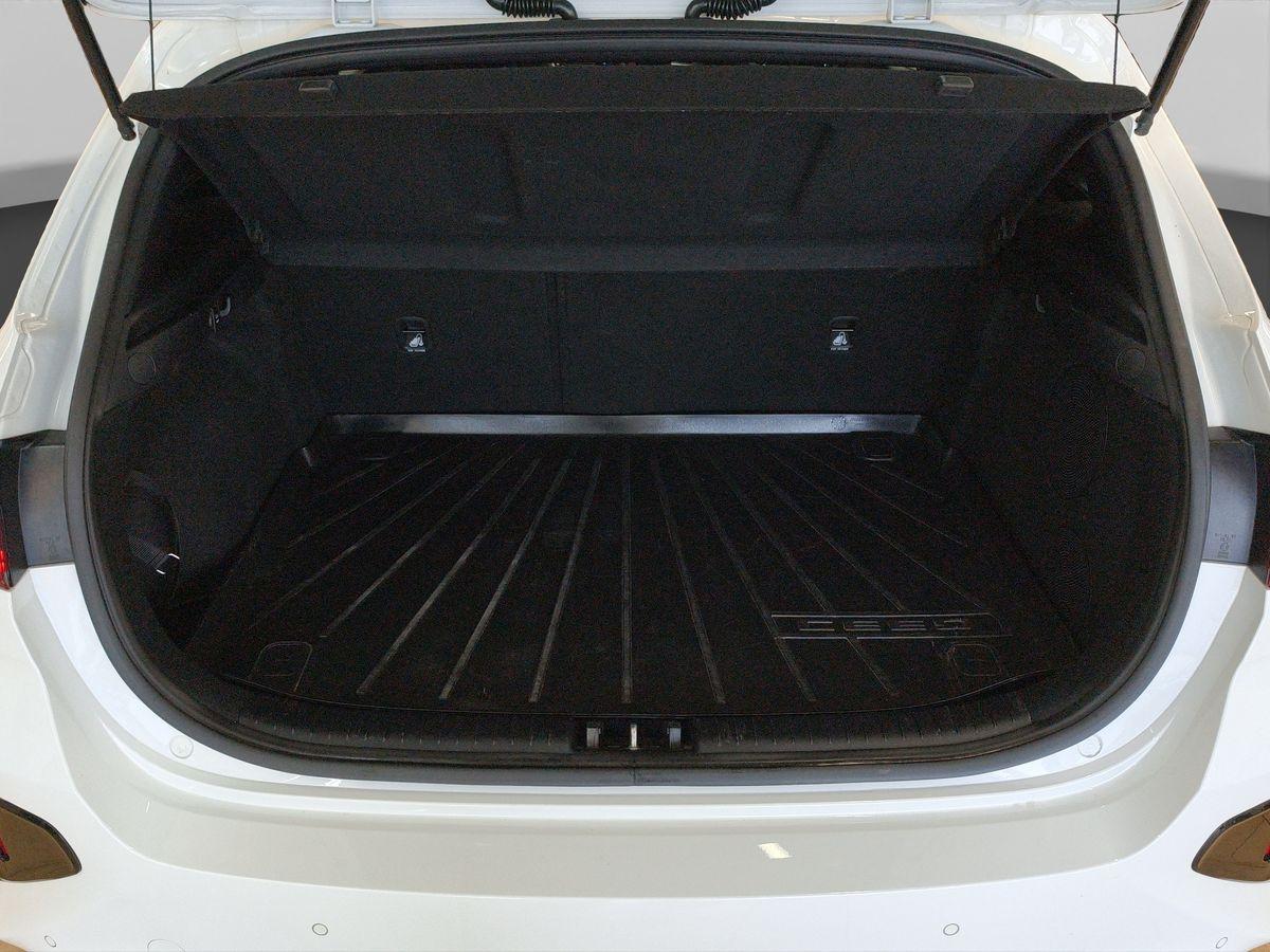 Kia CEED 1.6T GT PANO-DACH+NAVI+LED+KAMERA+SITZHEIZU