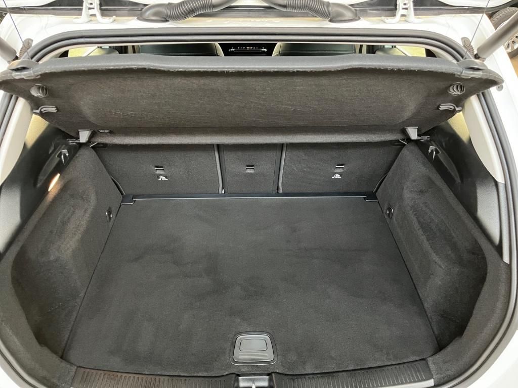 Fahrzeugabbildung Mercedes-Benz B 180 Style MBUX Kamera Totw. PTS DAB Sitzhzg.