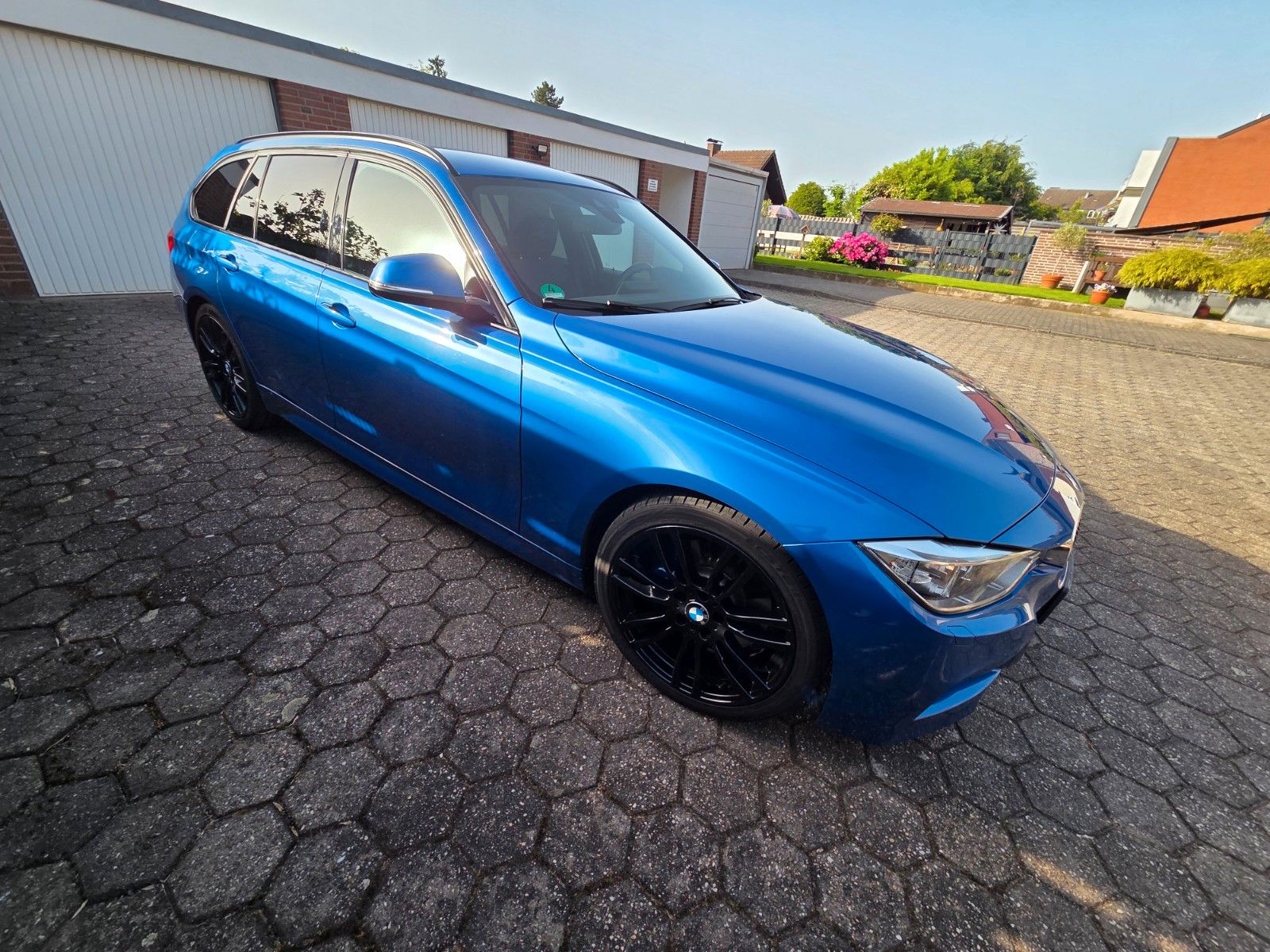 BMW 320d Touring M Sport Shadow M Sport Shadow