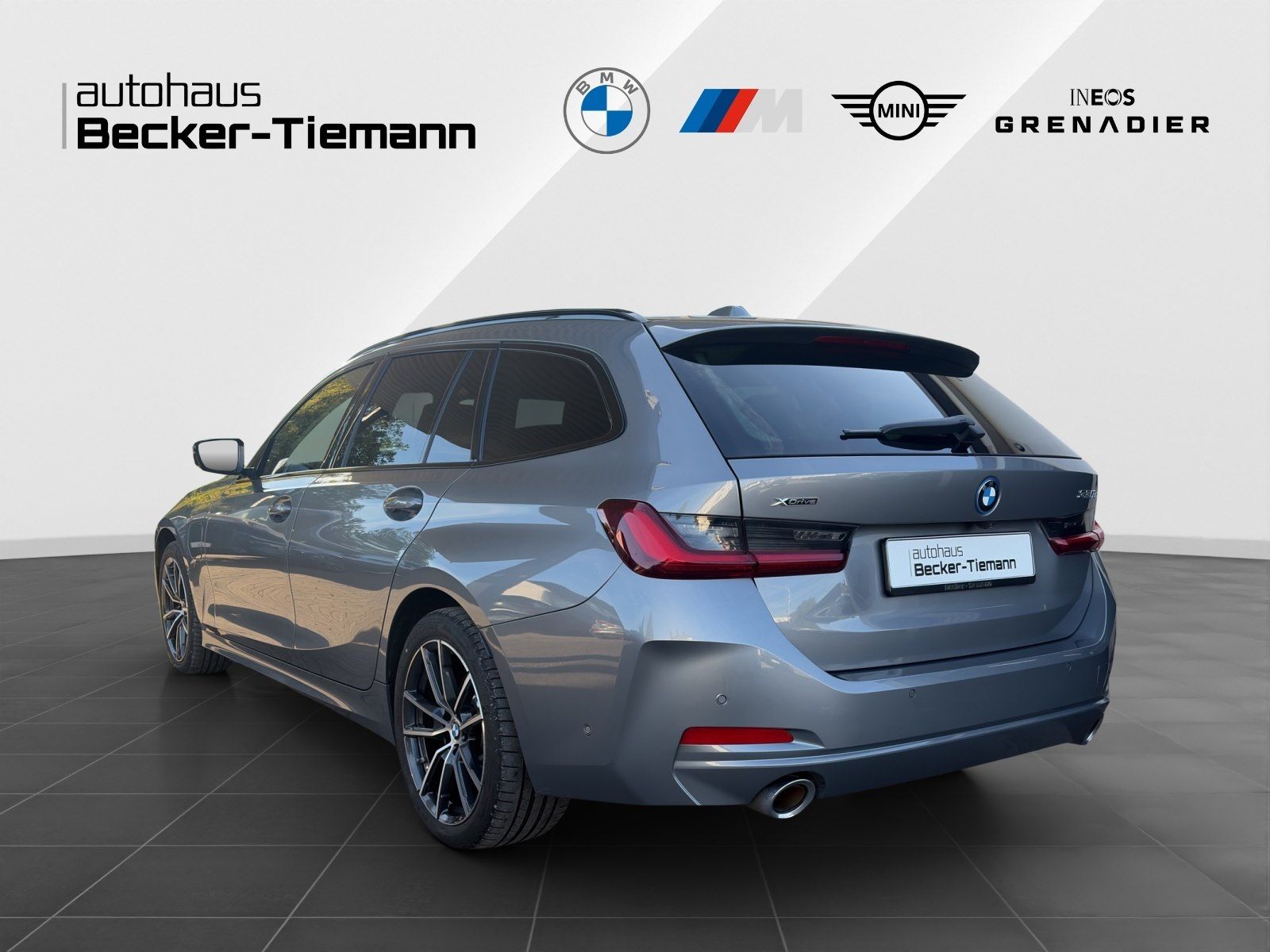 BMW 330e xDrive Touring 80.300,- 12 foto 4