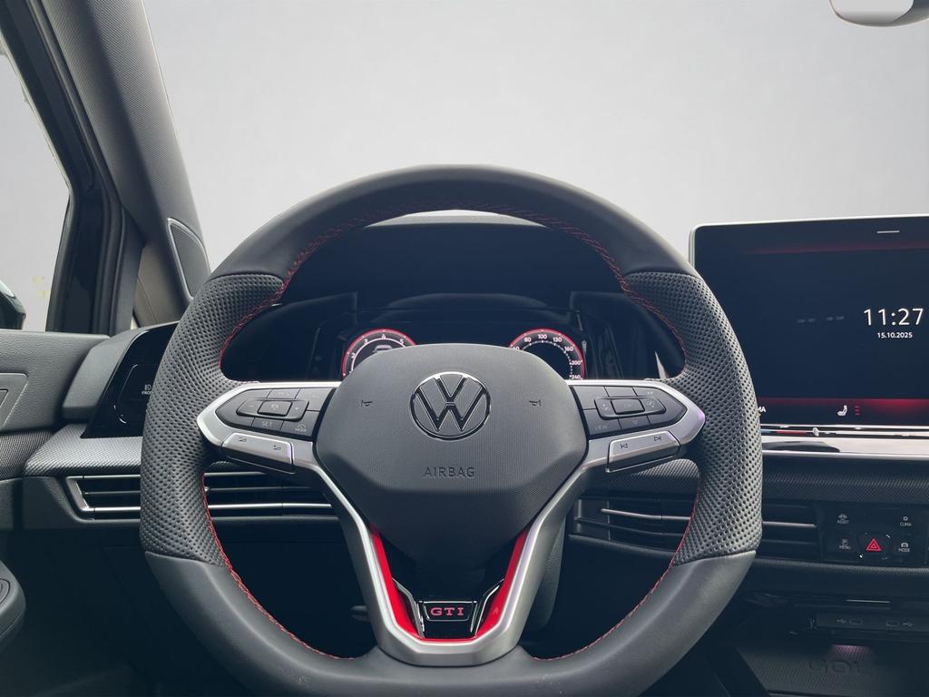 Volkswagen Golf 9