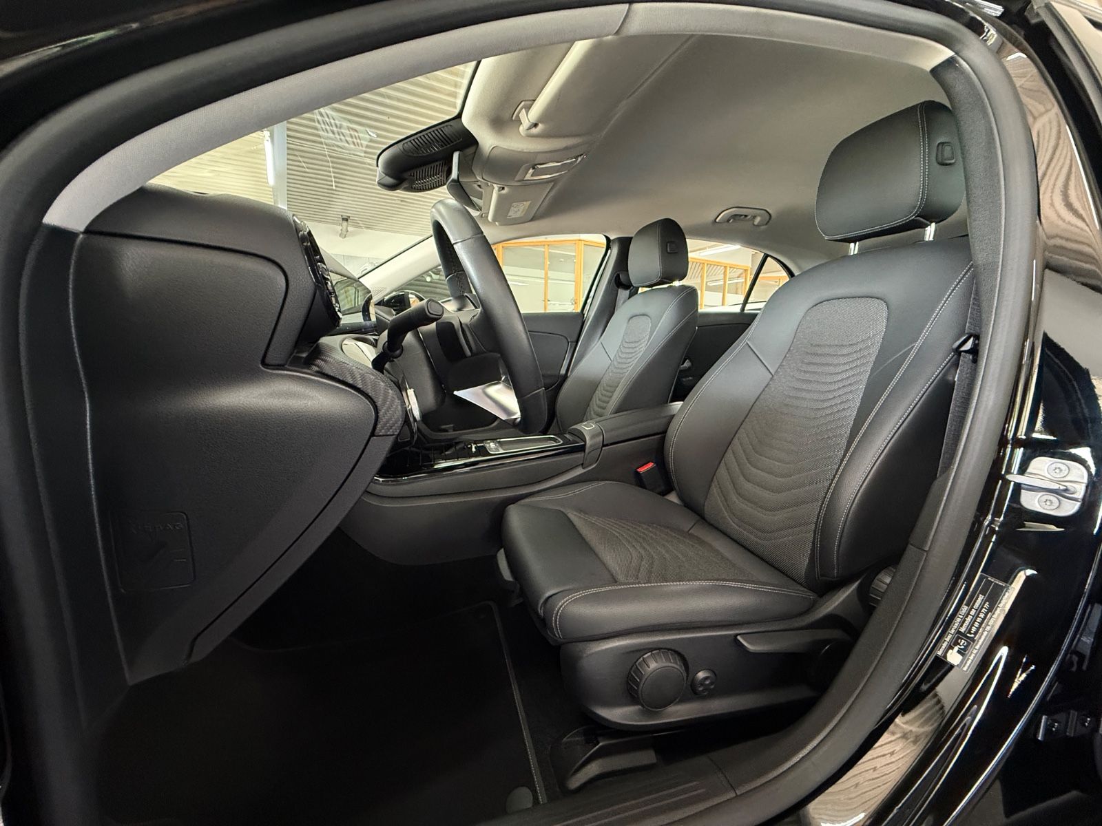 Mercedes-Benz A 180 d Lim. High LED Navi Direktlenkung Agility foto 15