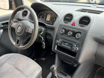 Volkswagen Caddy - 11