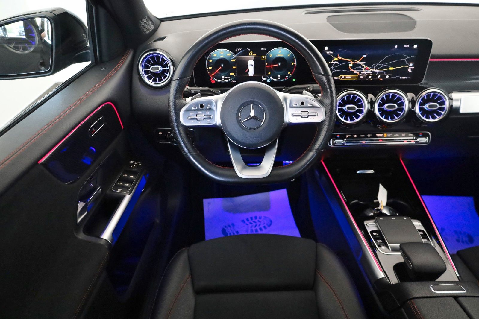 Fahrzeugabbildung Mercedes-Benz GLB 200d AMG-line,T.Leder,Navi,LED,SH,Kamera,AHK